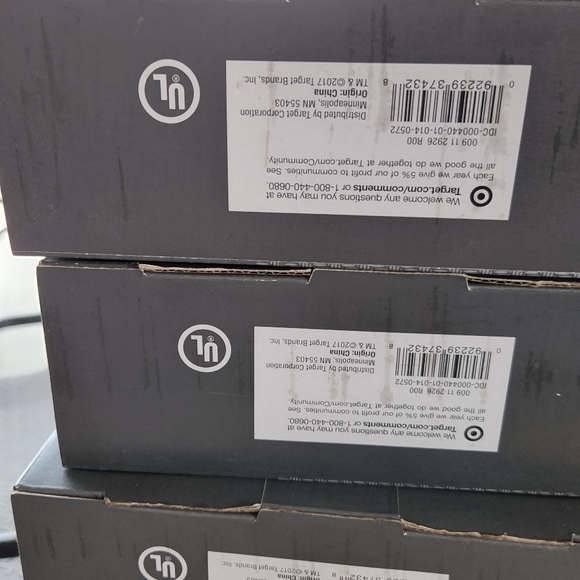 Outdoor string lights - Picture 3 of 4